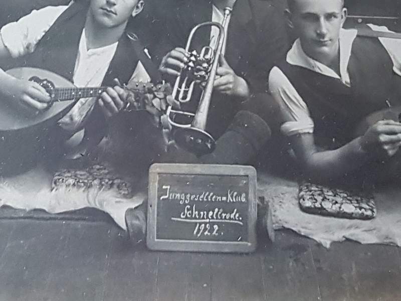 Junggesellenclub in Schnellrode